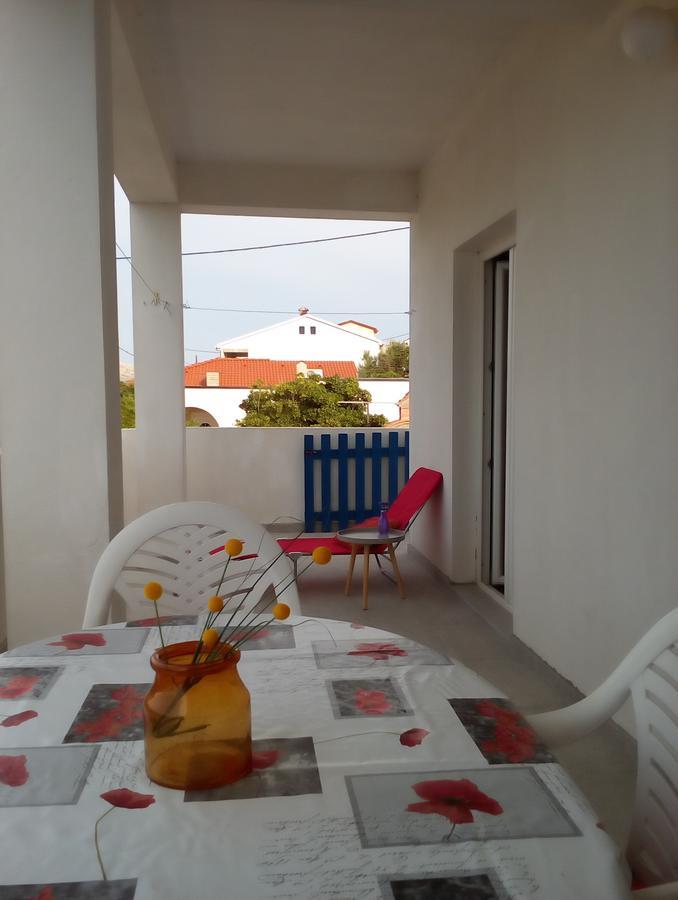 Apartments Boki Pag Town Luaran gambar