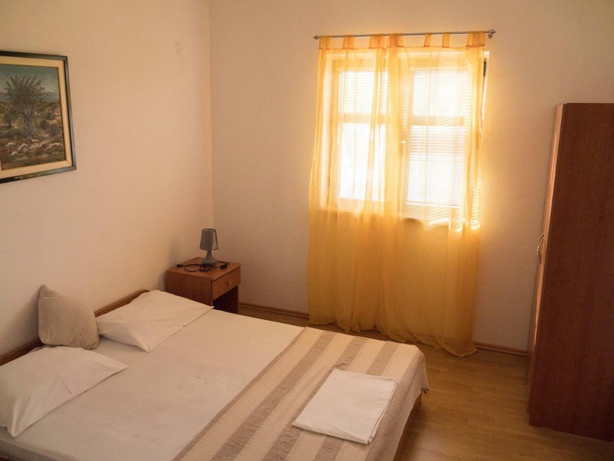 Apartments Boki Pag Town Luaran gambar