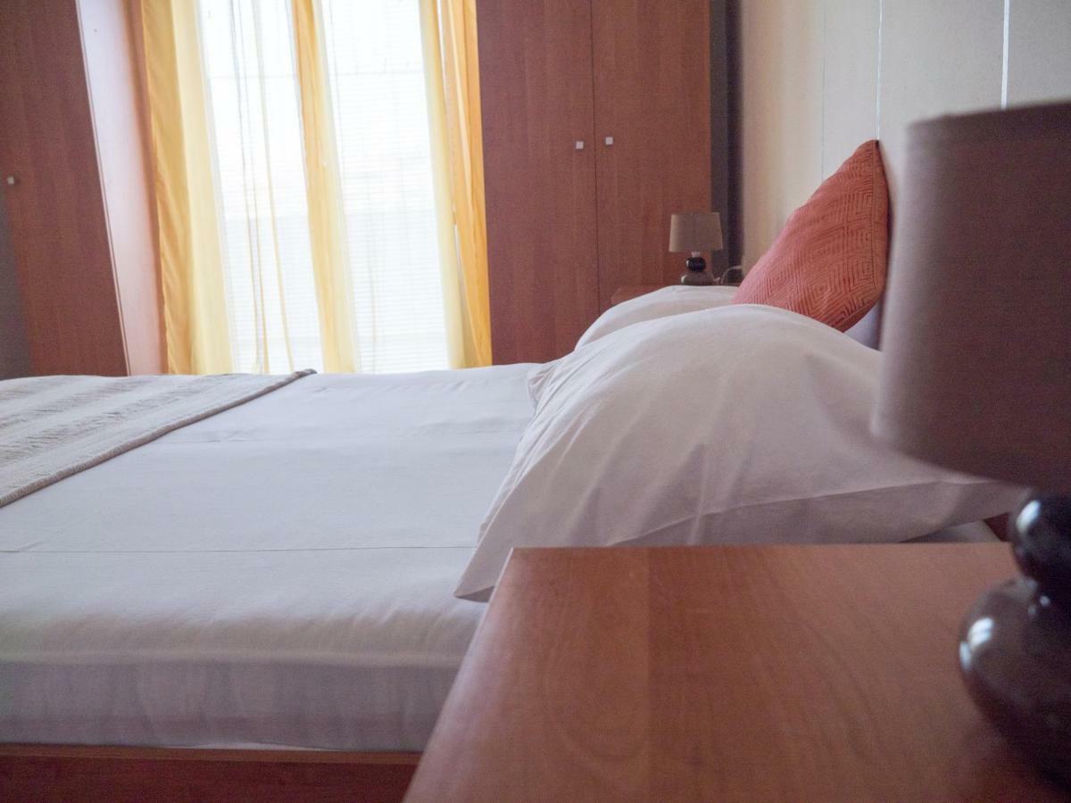 Apartments Boki Pag Town Luaran gambar